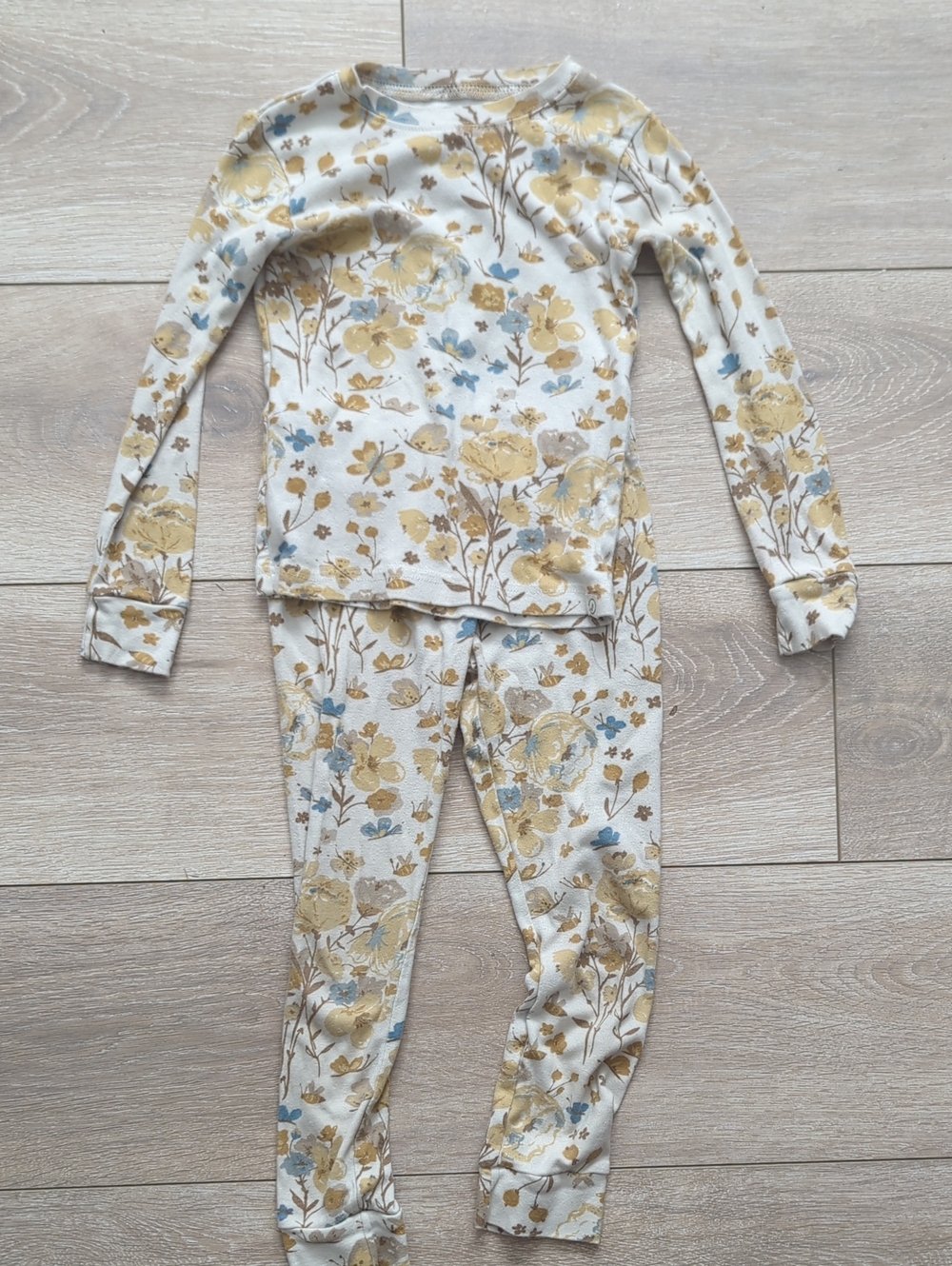 Little Planet Organic Cotton Kids Floral Long Sleeve Pajama Set - Cream & Yellow